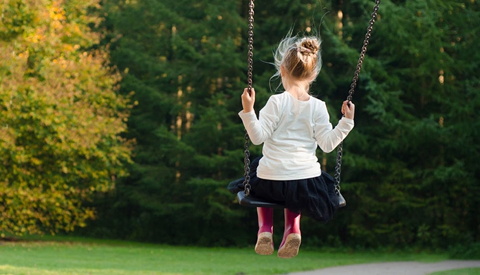 D'après un rapport du Défenseur des droits il existe un décalage entre les droits proclamés des enfants et leurs droits réels